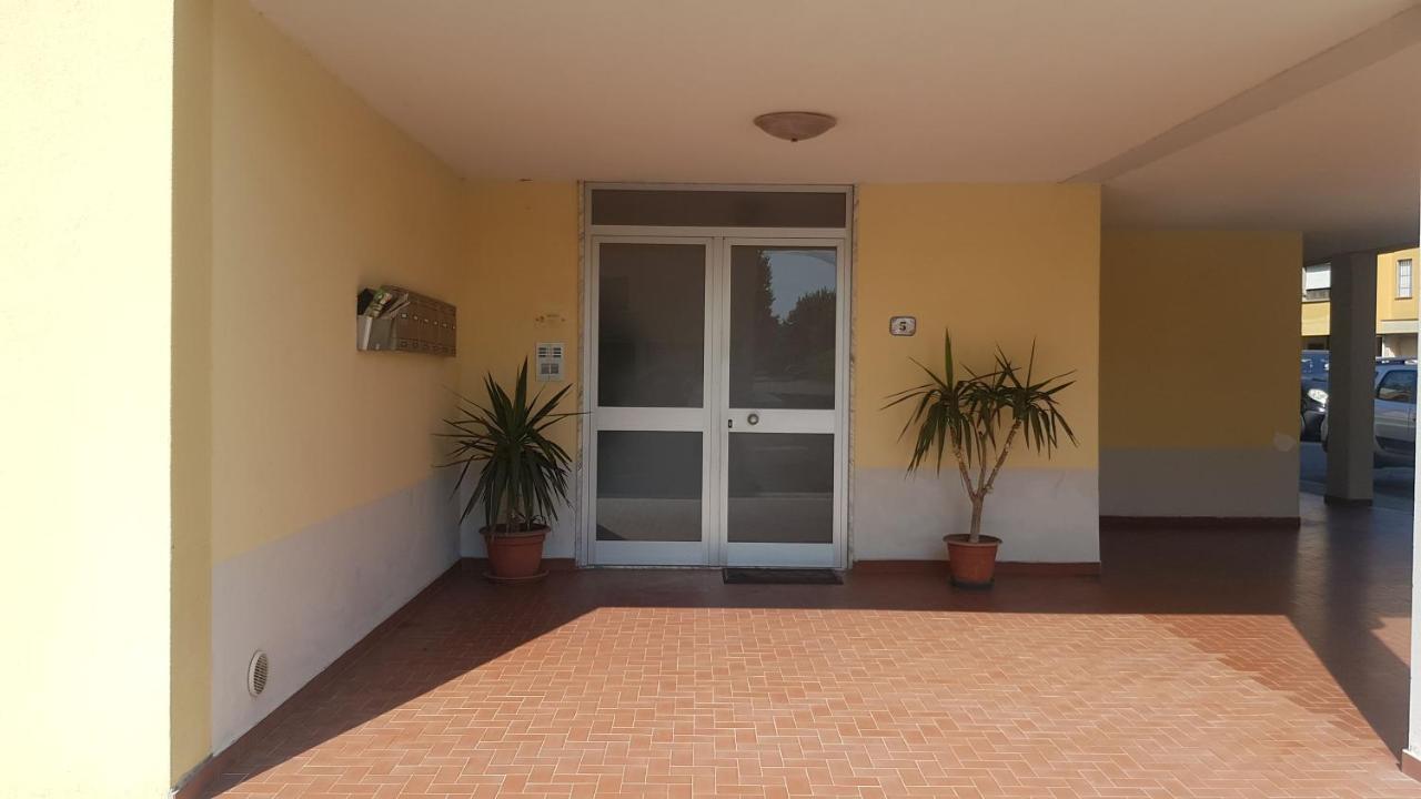 La Casa Di Dalila Lejlighed Santa Croce sullʼ Arno Eksteriør billede