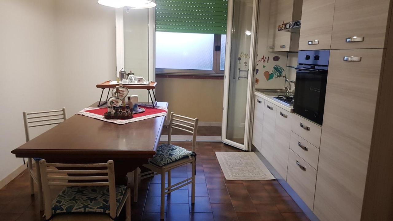 La Casa Di Dalila Lejlighed Santa Croce sullʼ Arno Eksteriør billede